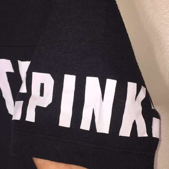 Pink Victoria’s Secret #ootd vintage shirt size XS pink vs top vintage shirt - Picture 4 of 4